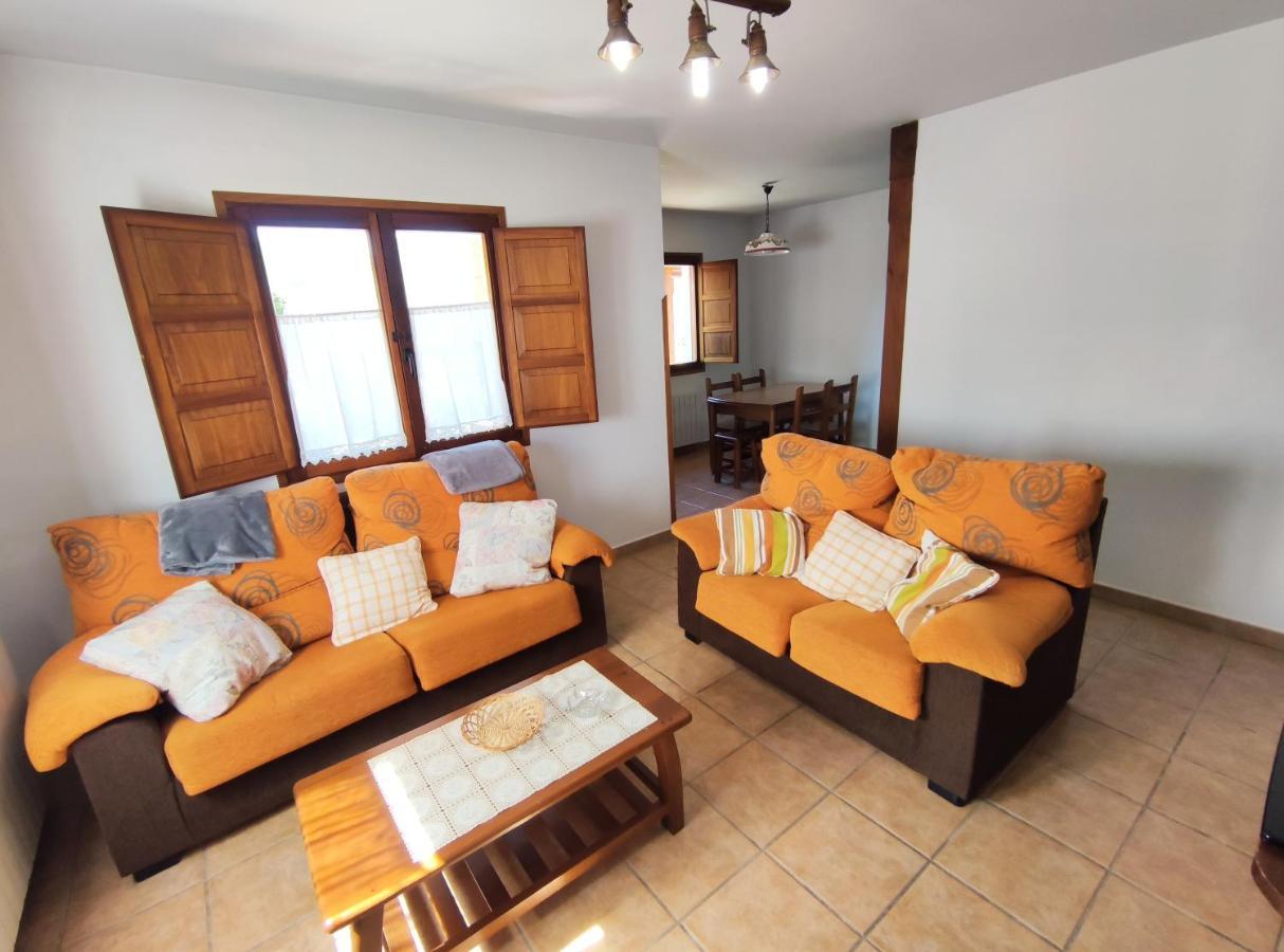 La Huertona Villa Pesaguero-La Parte Luaran gambar