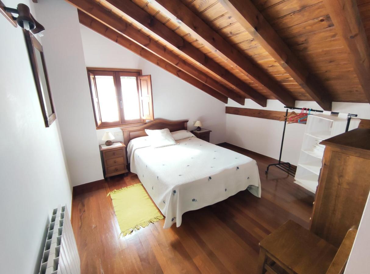 La Huertona Villa Pesaguero-La Parte Luaran gambar